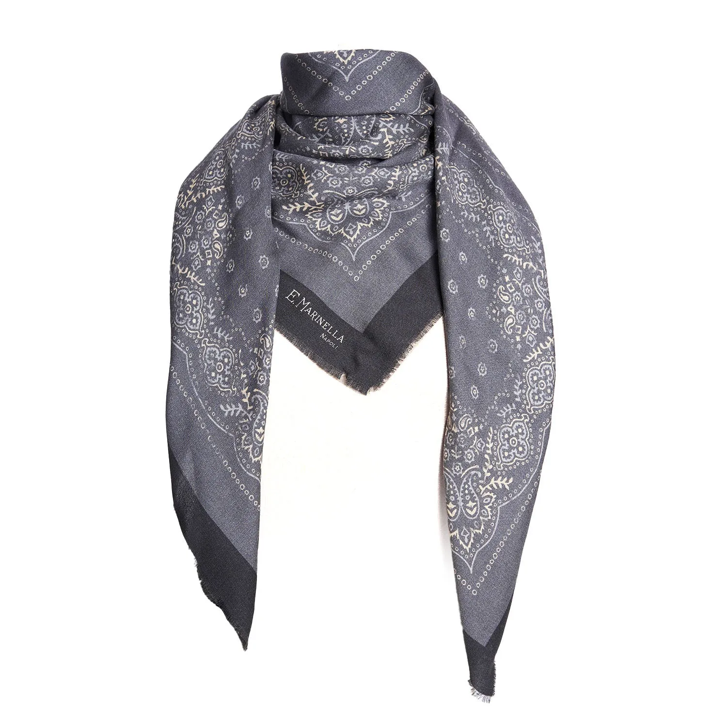 GREY WOOL AND SILK STOLE 135