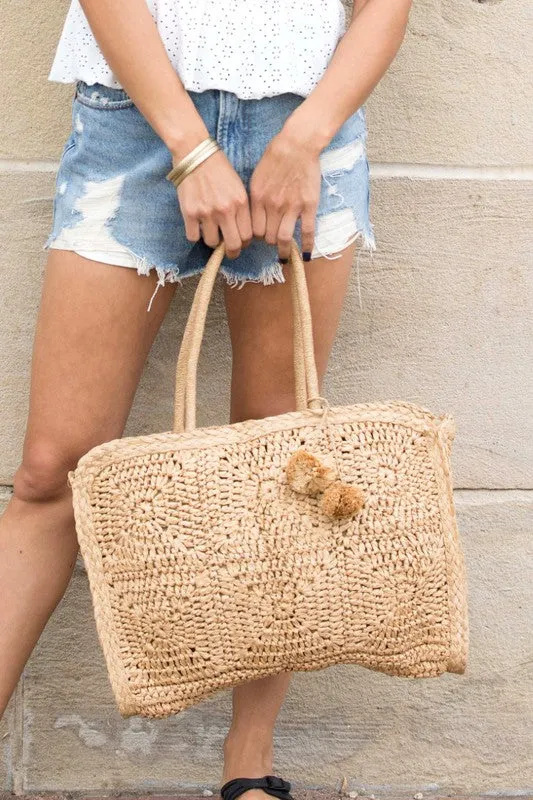 Straw Traveler Tote with Zipper Closure and Spacious Interior Pockets